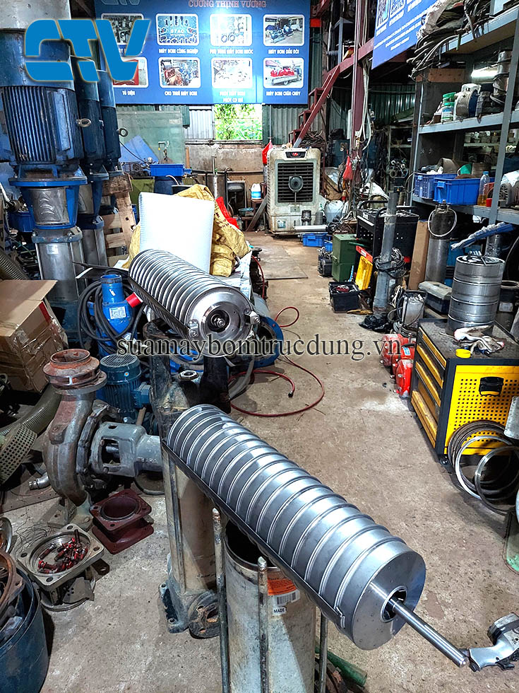 Dịch vụ sửa chữa, thay bộ ruột buồng cánh máy bơm trục đứng tại Cường Thịnh Vương