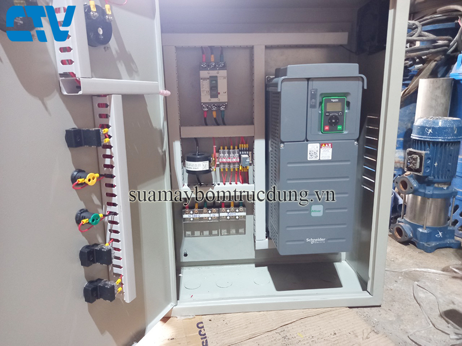 Công ty Cường Thịnh Vương lăp đặt tủ điện điều khiển và bảo vệ máy bơm hệ thống máy bơm PCCC